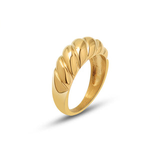 classic-croissant-ring