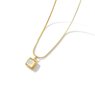 energy-square-halskette-gold