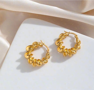 CARLIN HOOP EARRINGS GOLD