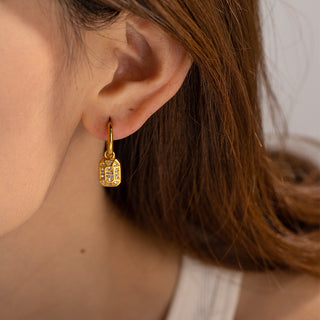 SQUARE DIAMOND EARRINGS GOLD