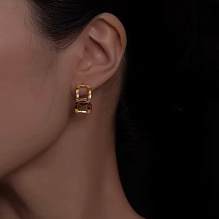 CHIC MOBIUS OHRRINGE GOLD