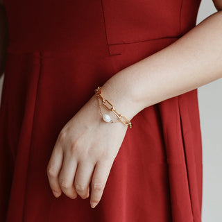 DOUBLE CHAIN ​​PEARL BRACELET GOLD