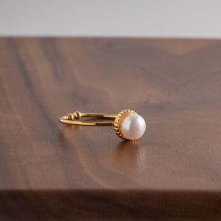 TIMELESS PEARL RING GOLD